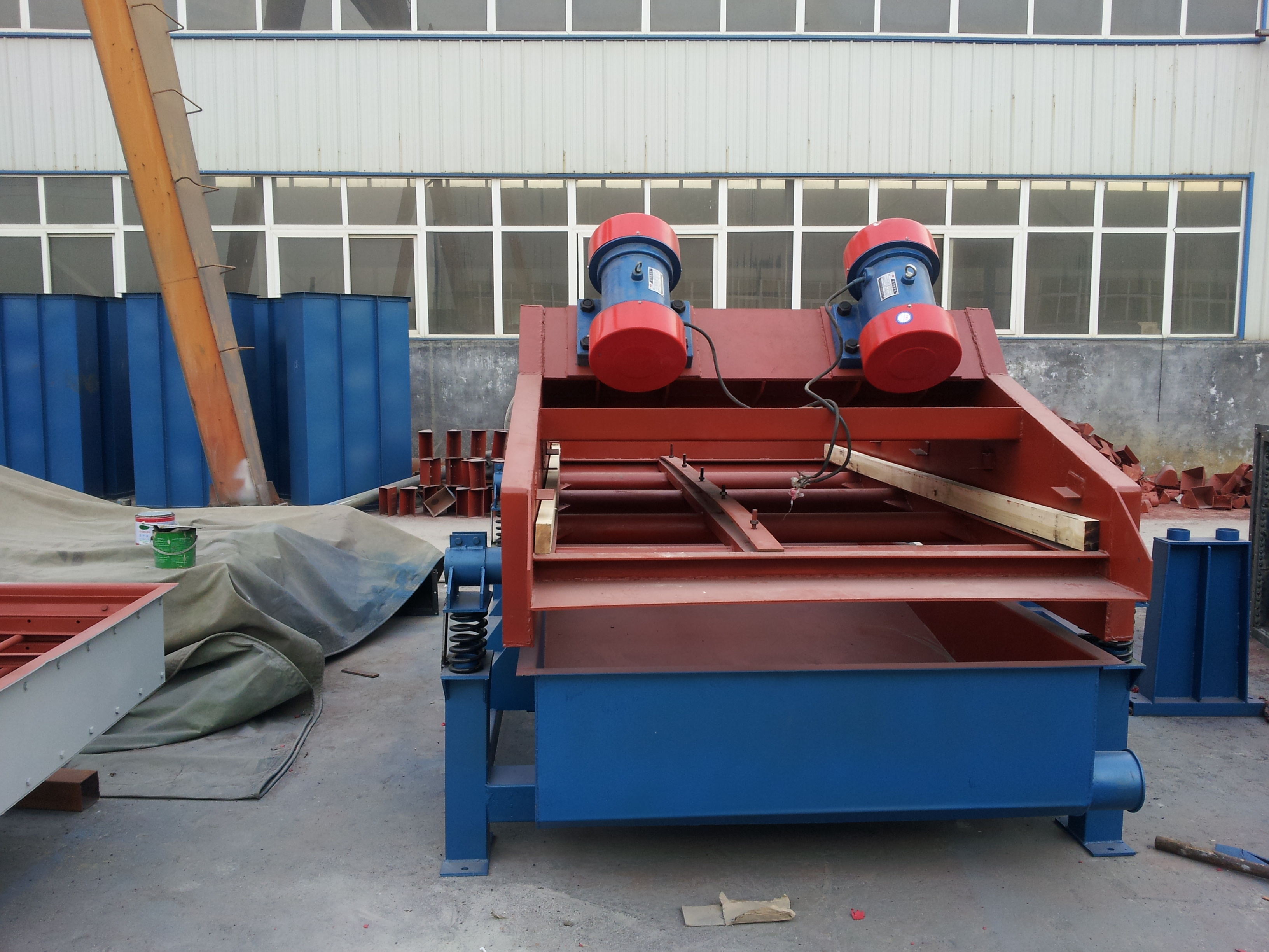 脫水振動(dòng)篩跑漿怎么解決？